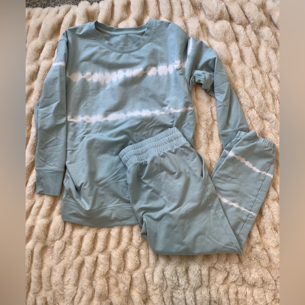 Maternity matching sweat set